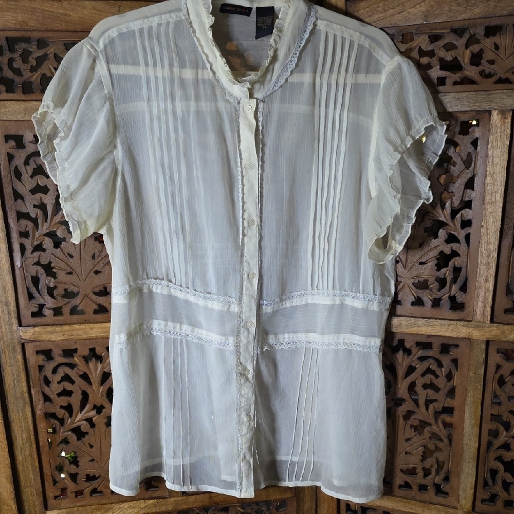 Crown Of Hearts Ivory Button-Up Blouse